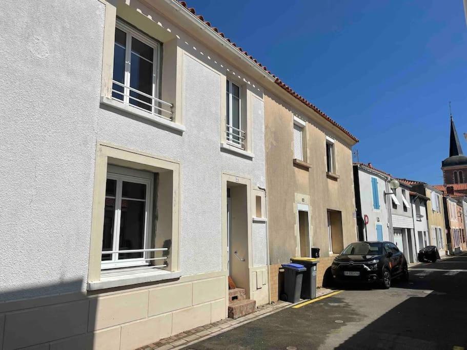 Maison Proche Plages, Port Et Tous Commerces Les Sables-d'Olonne Bagian luar foto